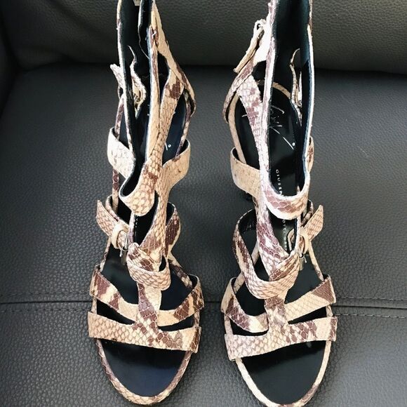 Guíseppe Zanetti snake print leather heels - Picture 6 of 14